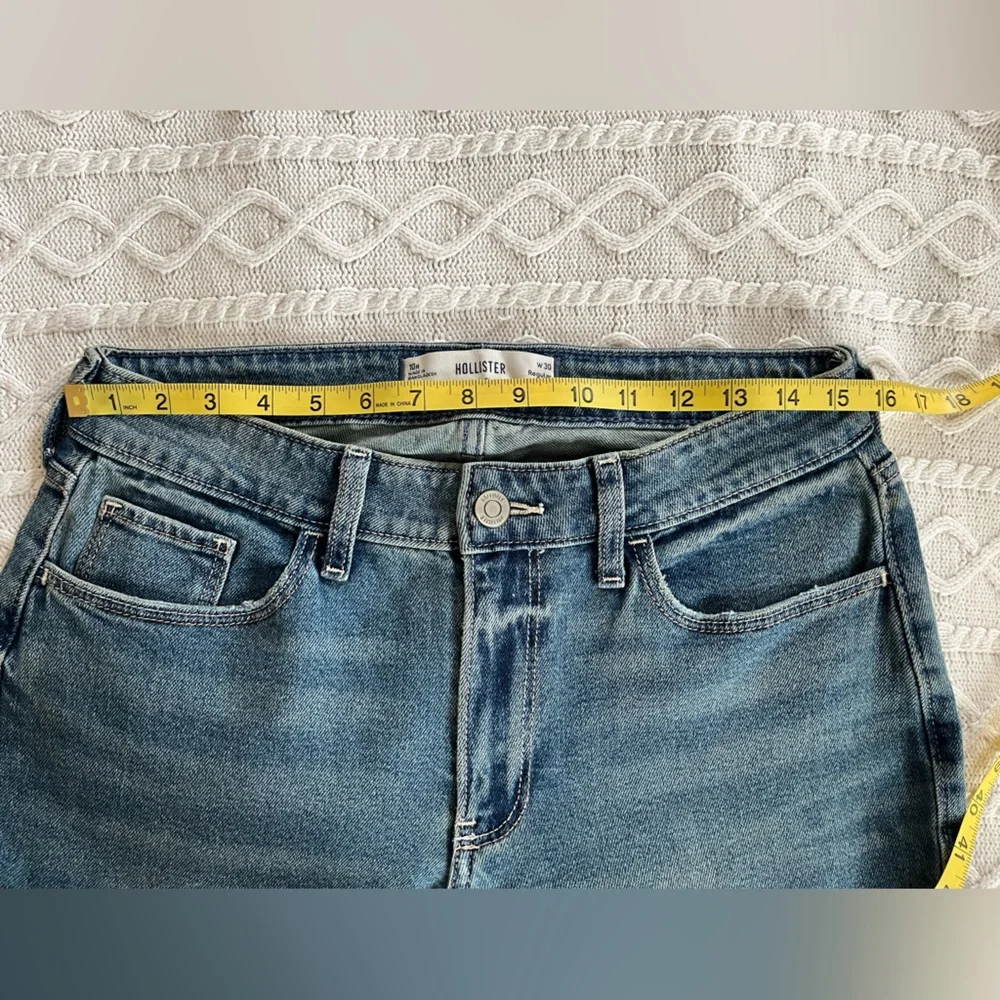 Hollister Curvy High-Rise WideFlare Light Wash Jeans Women’s Size 10 - Picture 14 of 14
